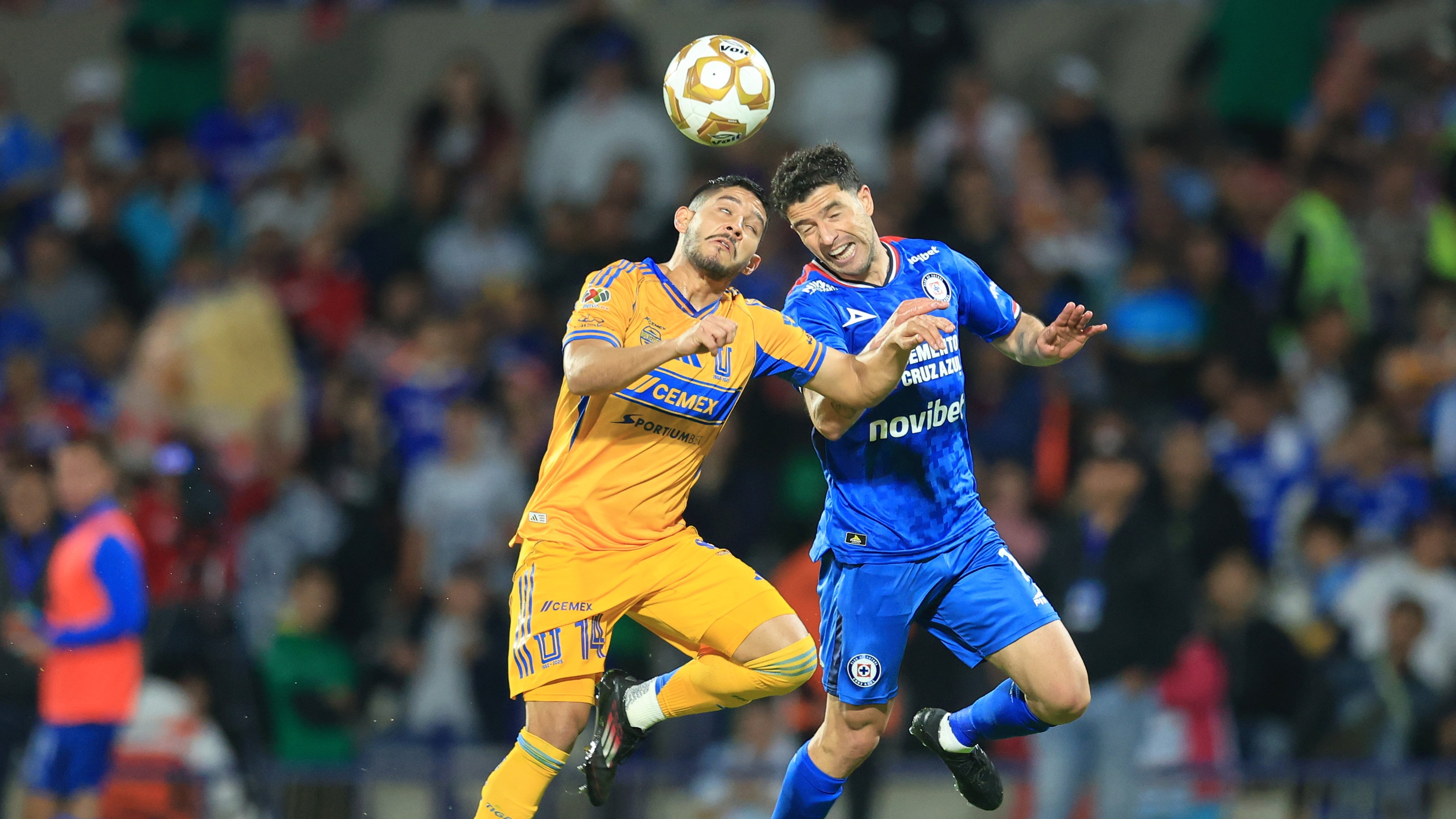 Cruz Azul vs Tigres UANL