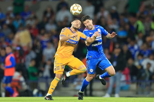 Cruz Azul y Tigres empatan 1-1 y apuntan a un duelo a vida o muerte en el Volcán