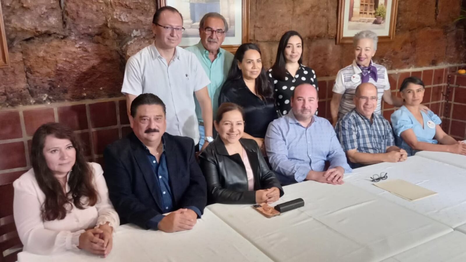 El gobernador interino de Nuevo León, que entraría en funciones a partir del 2 de diciembre, quiere hablar con Samuel porque el diálogo enriquece.