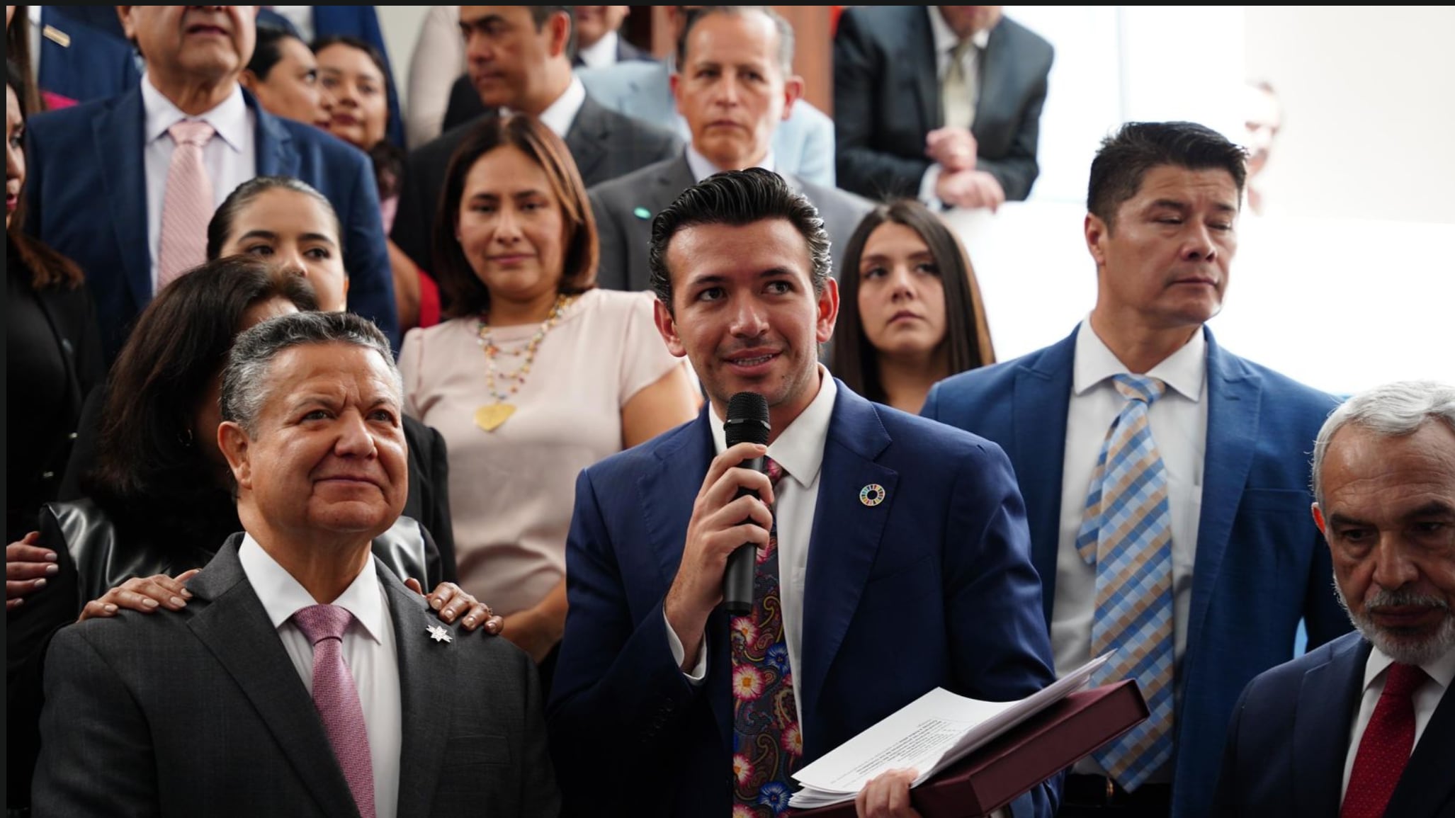 Gobernador de Hidalgo, Julio Menchaca