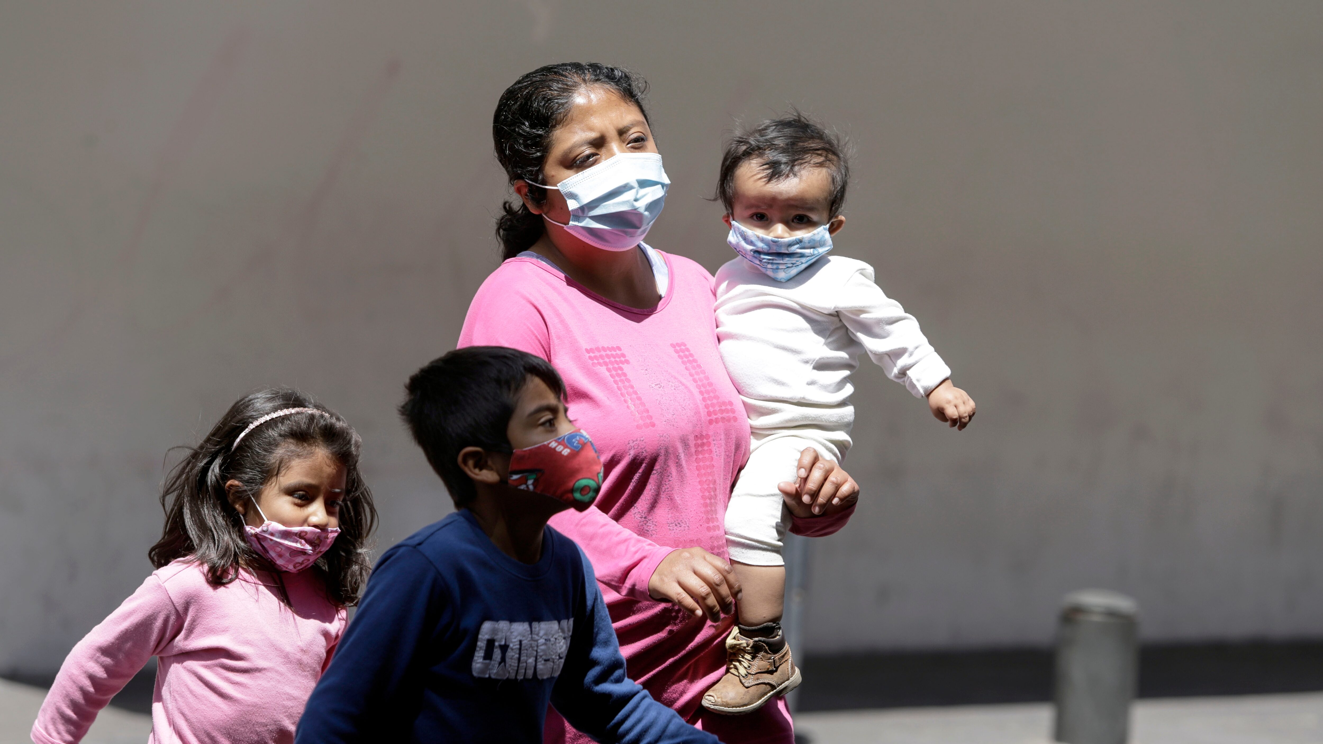 Reportan menores de edad hospitalizados por Covid