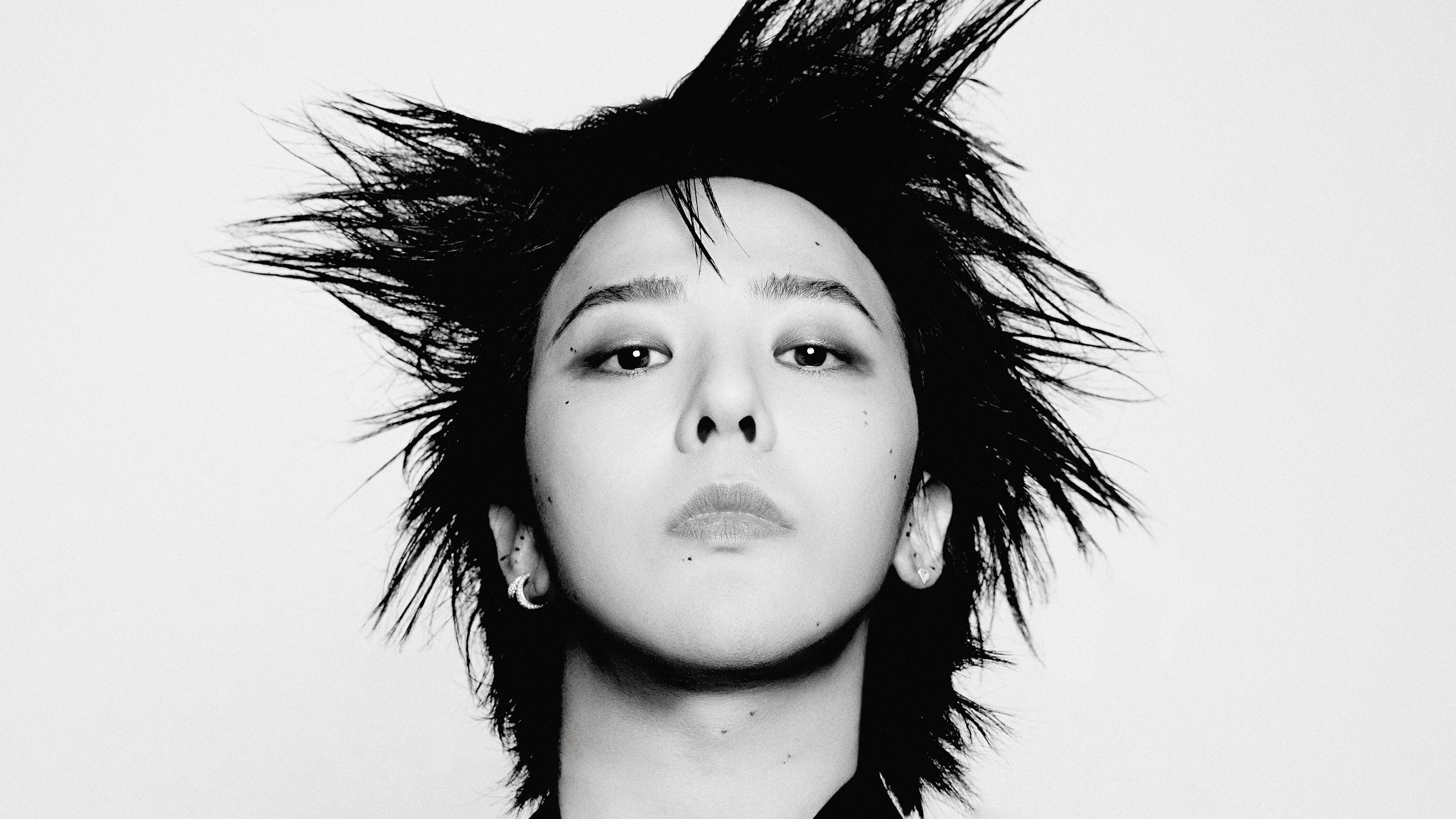 La estrella global del K-pop,emociona a sus fans con el lanzamiento de su esperado nuevo álbum Übermensch