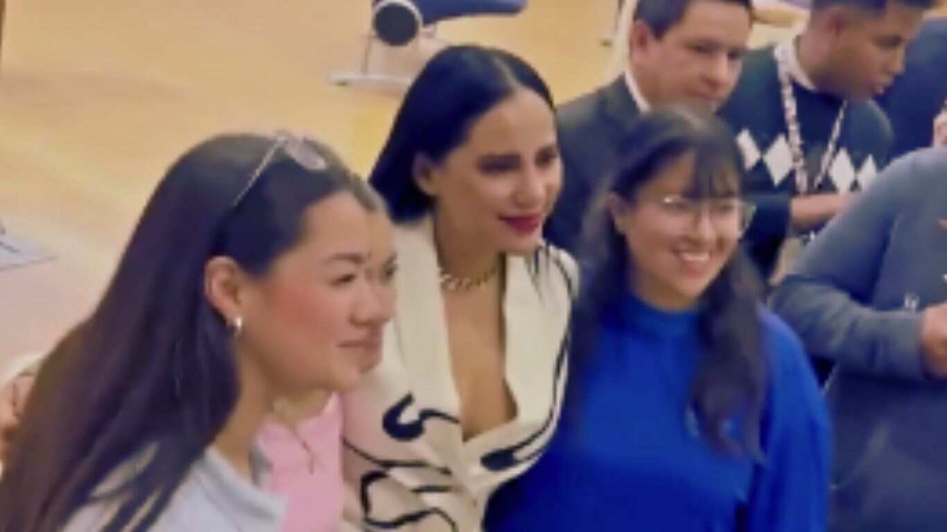 La UNAM le abre las puertas a Sandra Cuevas