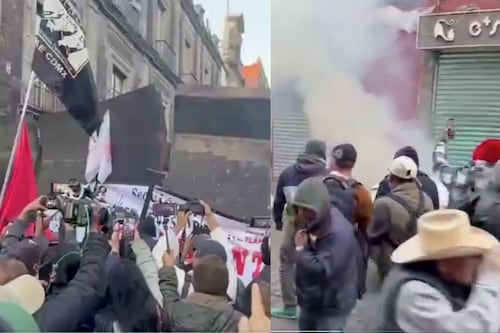 ¡Maestros furiosos! Integrantes de la CNTE intentan dar portazo en Palacio Nacional