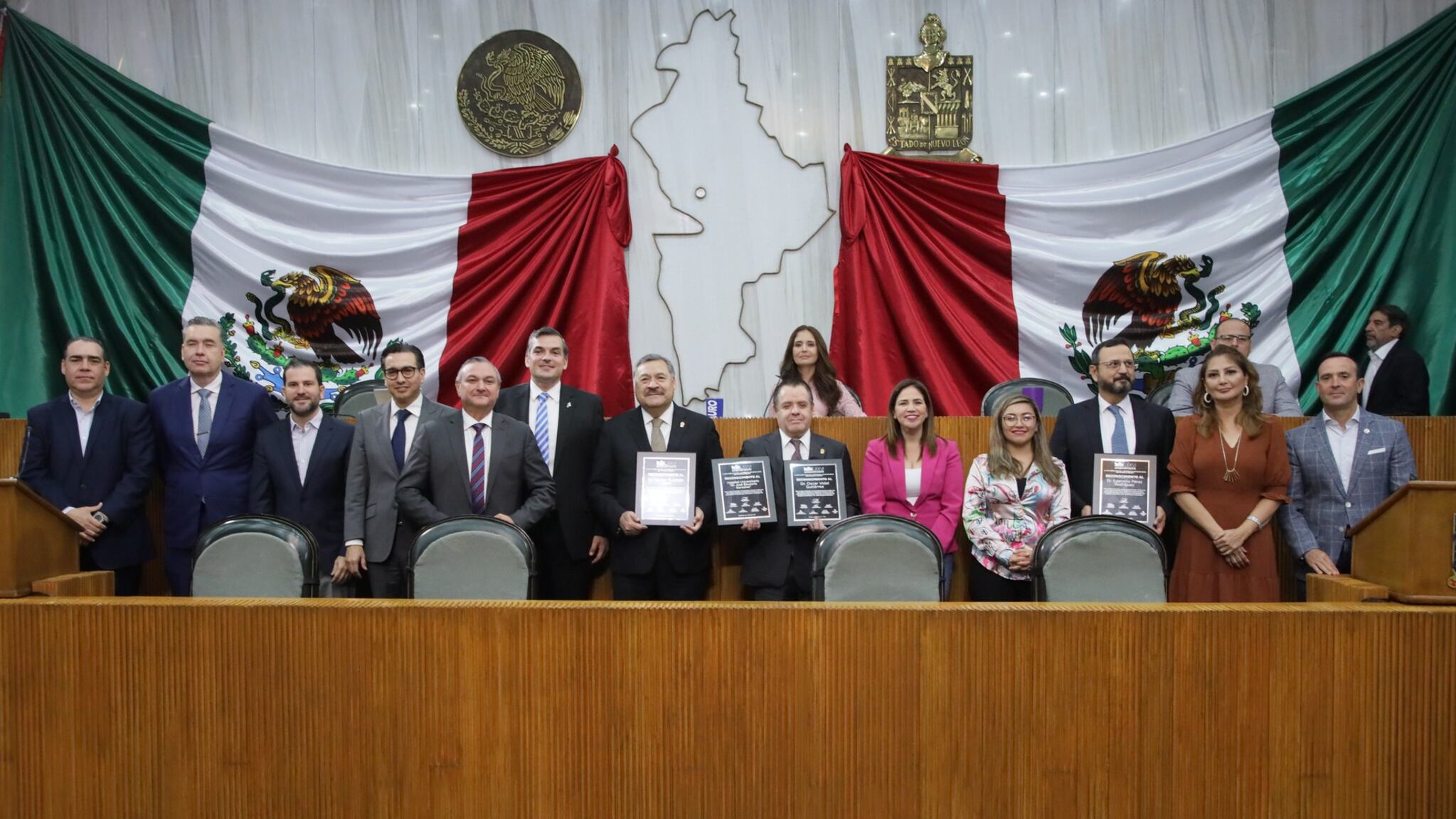 El Poder Legislativo destacó el profesionalismo y entrega del personal médico del hospital.