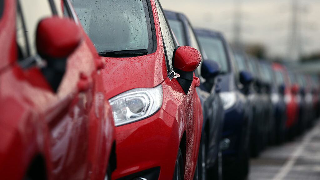 Parlamento Europeo firma decreto para prohibir los autos de gasolina para 2035