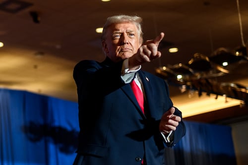 Trump declara al fentanilo como “arma de destrucción masiva” y endurece su combate