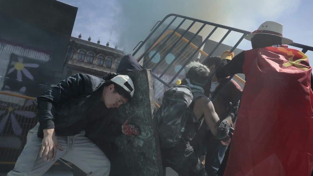 El gobierno de Sheinbaum reprime y golpea a los jóvenes por Mariana Gómez del Campo