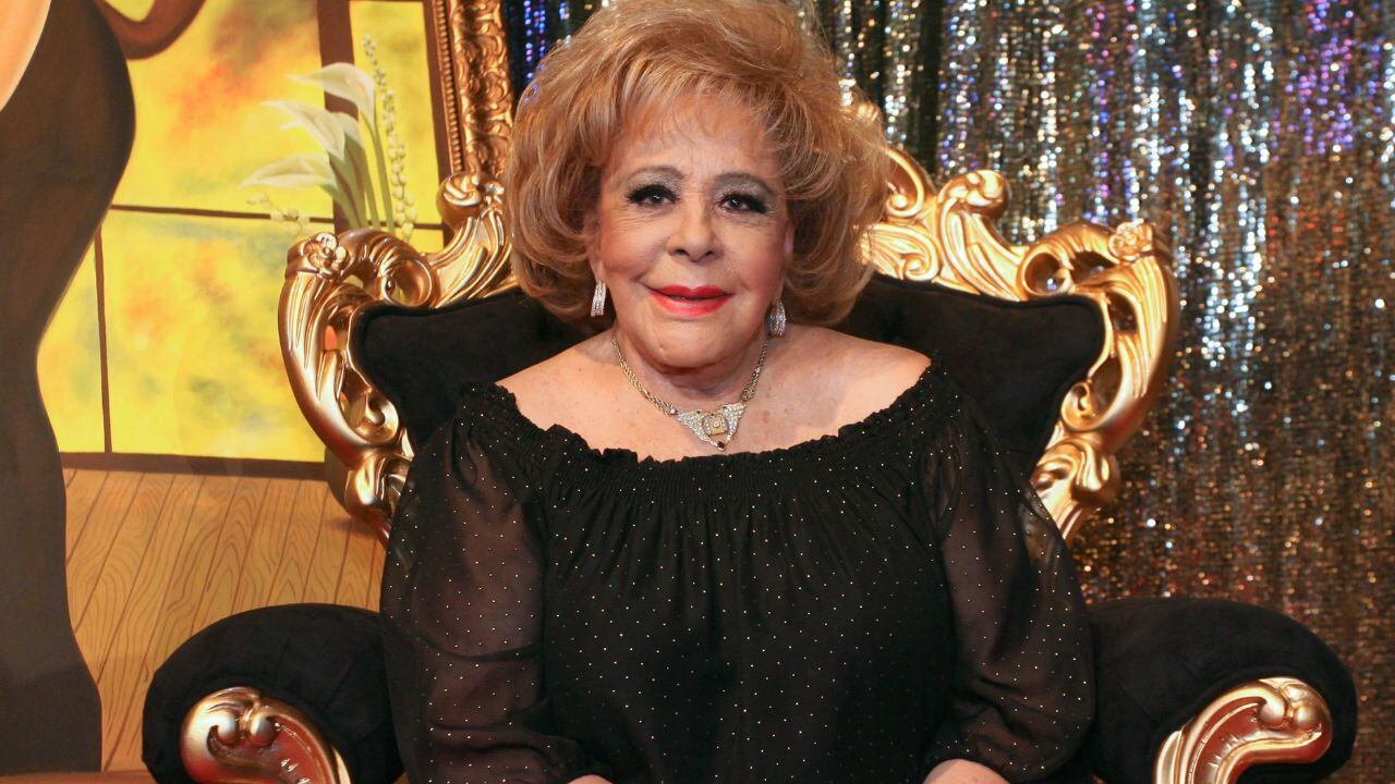 Trascendió que el notario responsable del testamento de Silvia Pinal, falleció.