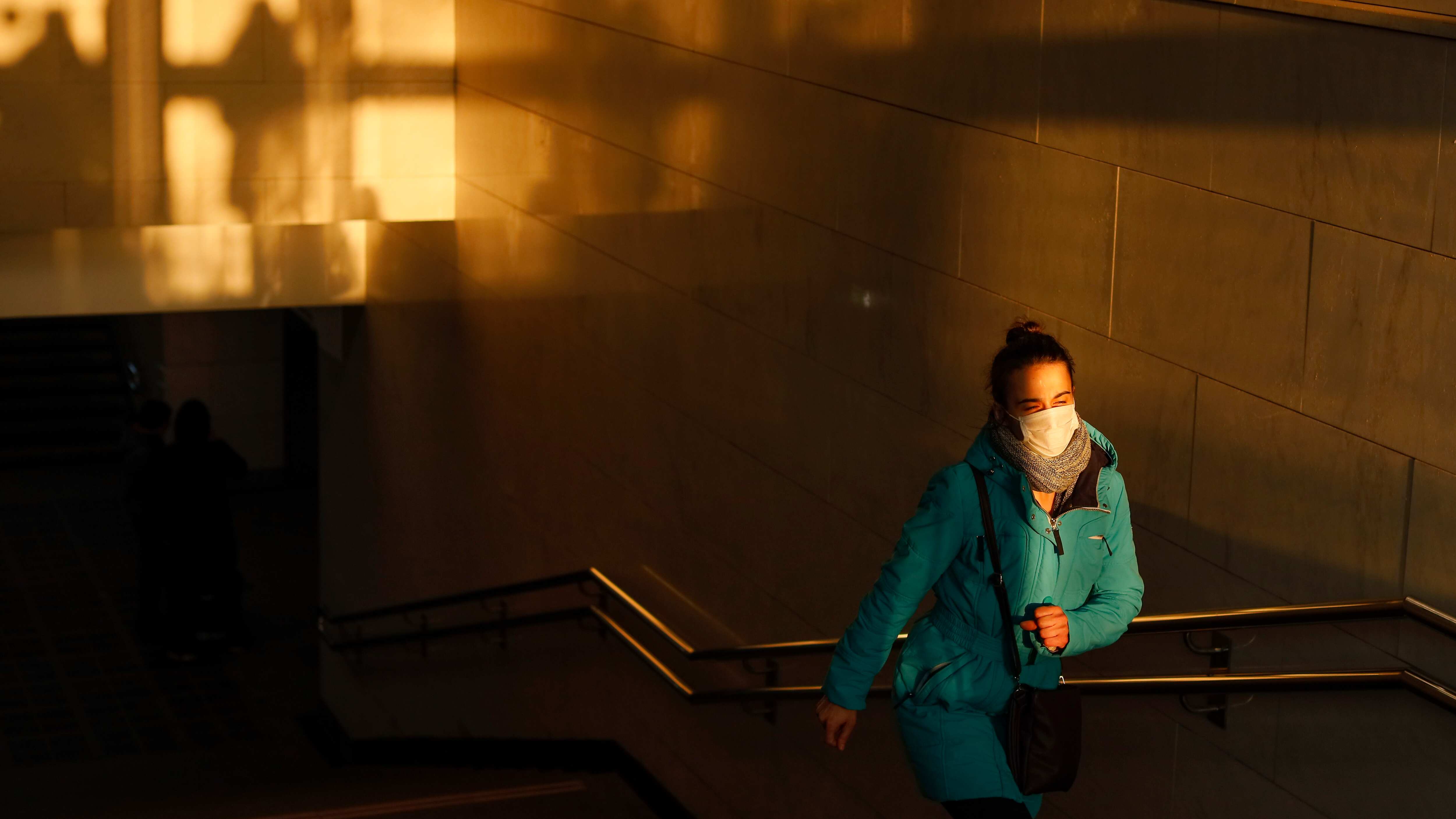 Pese a la lenta vacunación, el país registra los peores números desde el inicio de la emergencia sanitaria.