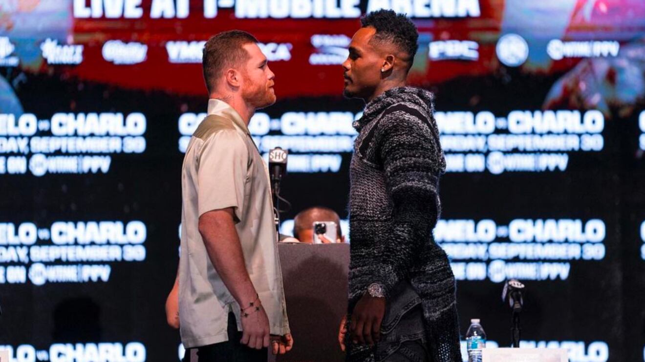 Canelo Álvarez enfrentará a Jermell Charlo el 30 de septiembre en Las Vegas.