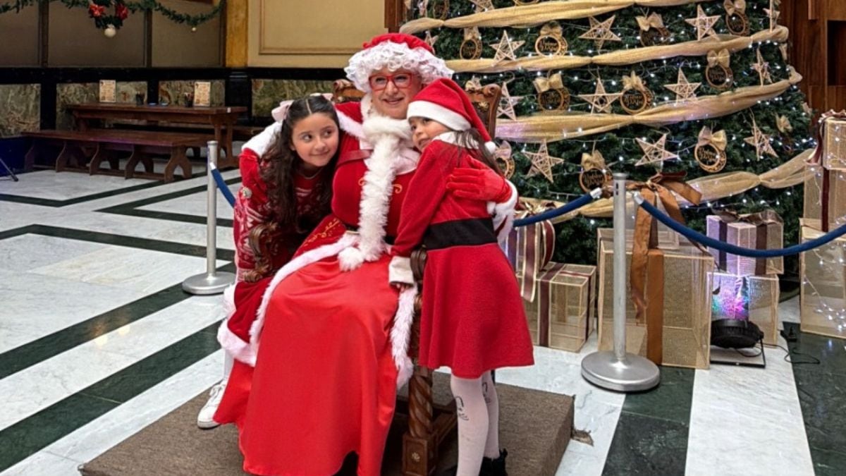 Es tiempo de mujeres: la Sra. Claus reemplaza a Santa Claus en Correos de México