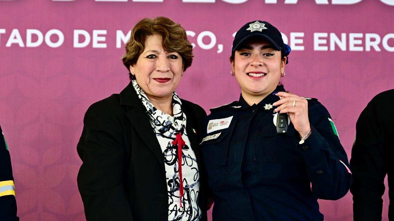 Delfina Gómez Álvarez entrega 200 nuevas patrullas