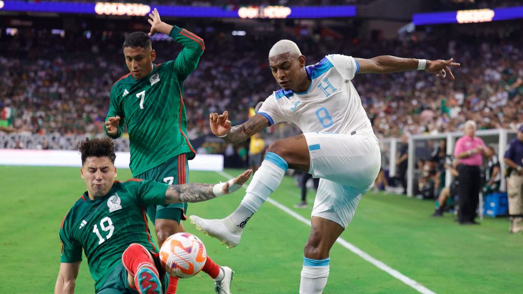 Ningún futbolista mexicano que milita en Europa figura en el 11 ideal de la fase de grupos de Copa Oro.