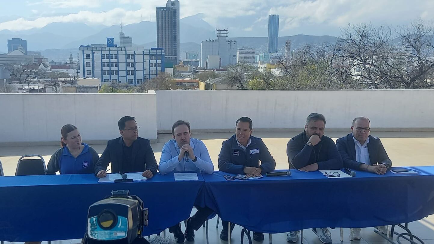El evento reunió a alcaldes y diputados panistas.