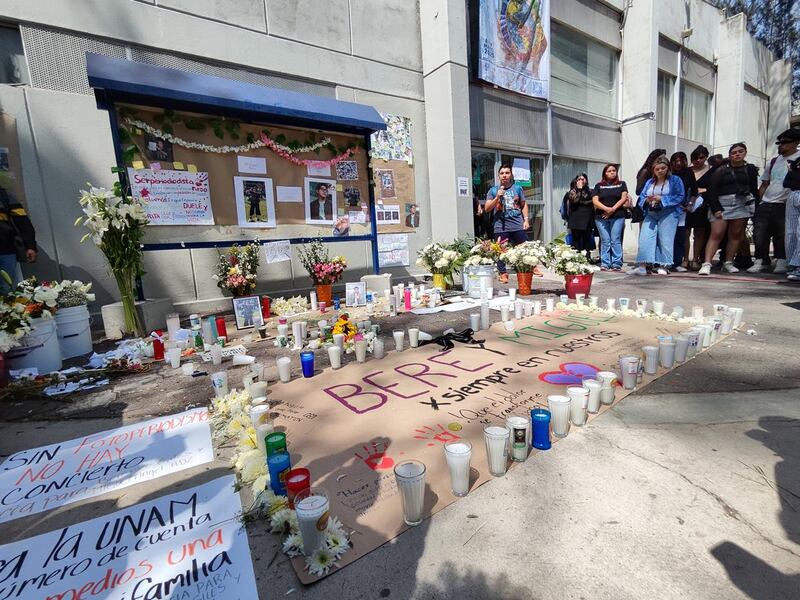 Rinden homenaje a periodistas fallecidos en el Festival Axe Ceremonia