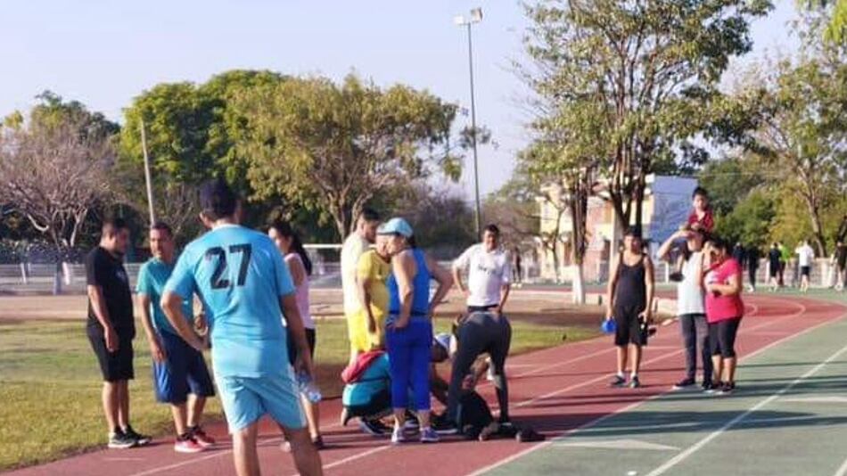 La víctima se desvaneció cuando estaba ejercitándose en la pista de tartán en la unidad deportiva "Adolfo López Mateos".