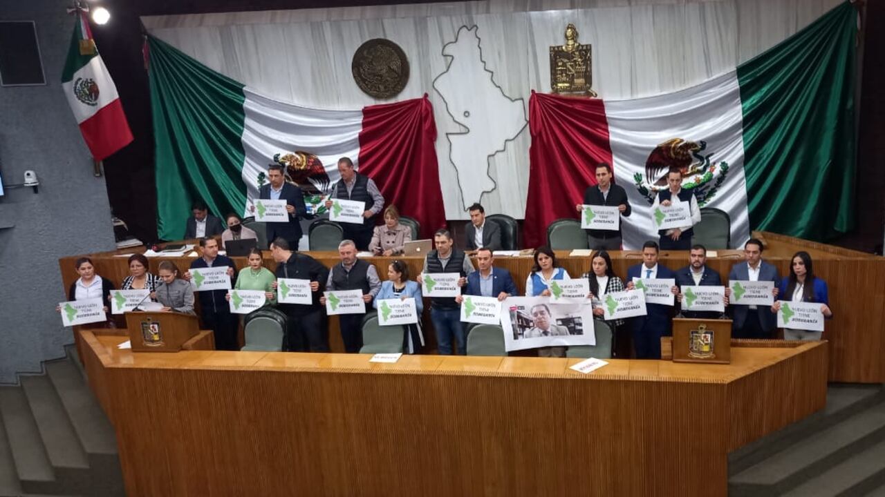 Legisladores del PRIAN señalaron que la resolución del juez tiene secuestrado al Congreso.
