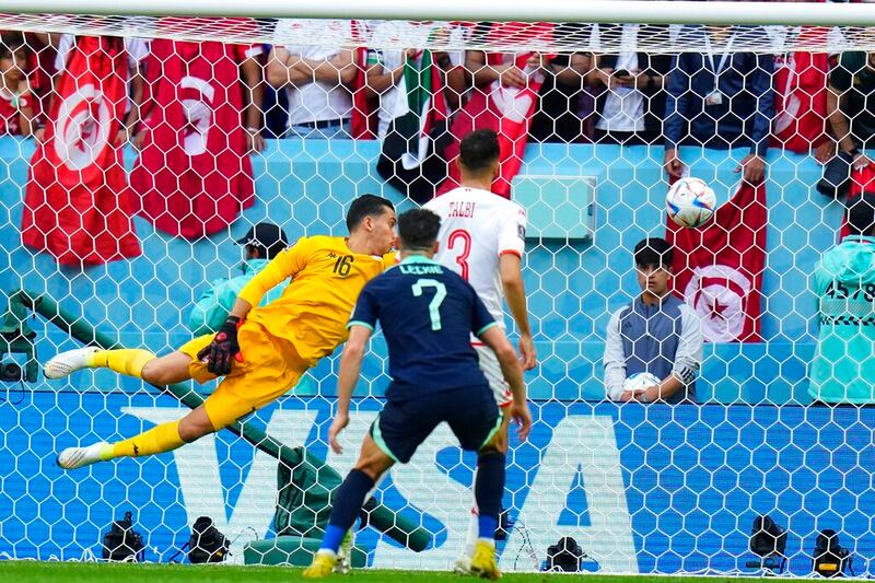 Con la anotación de Mitchell Duke, Australia consiguió su primera victoria del Mundial.