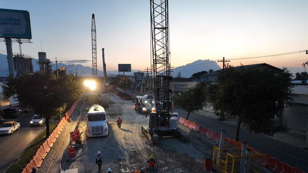 Las autorizaciones municipales no se requieren para una obra pública como el Metro, señaló el funcionario estatal.