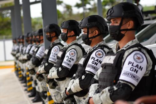 Ex policías federales deben mantener sueldo y rango al incorporarse a Guardia Nacional