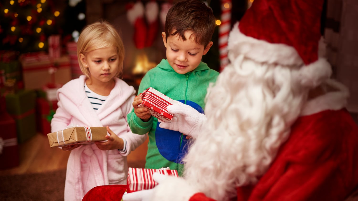 Ayuda a tu pequeño a completar su carta para que reciba juguetes que le den horas de diversión