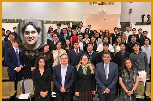 Hijo menor de AMLO debuta en la política en Parlamento Juvenil en el Senado