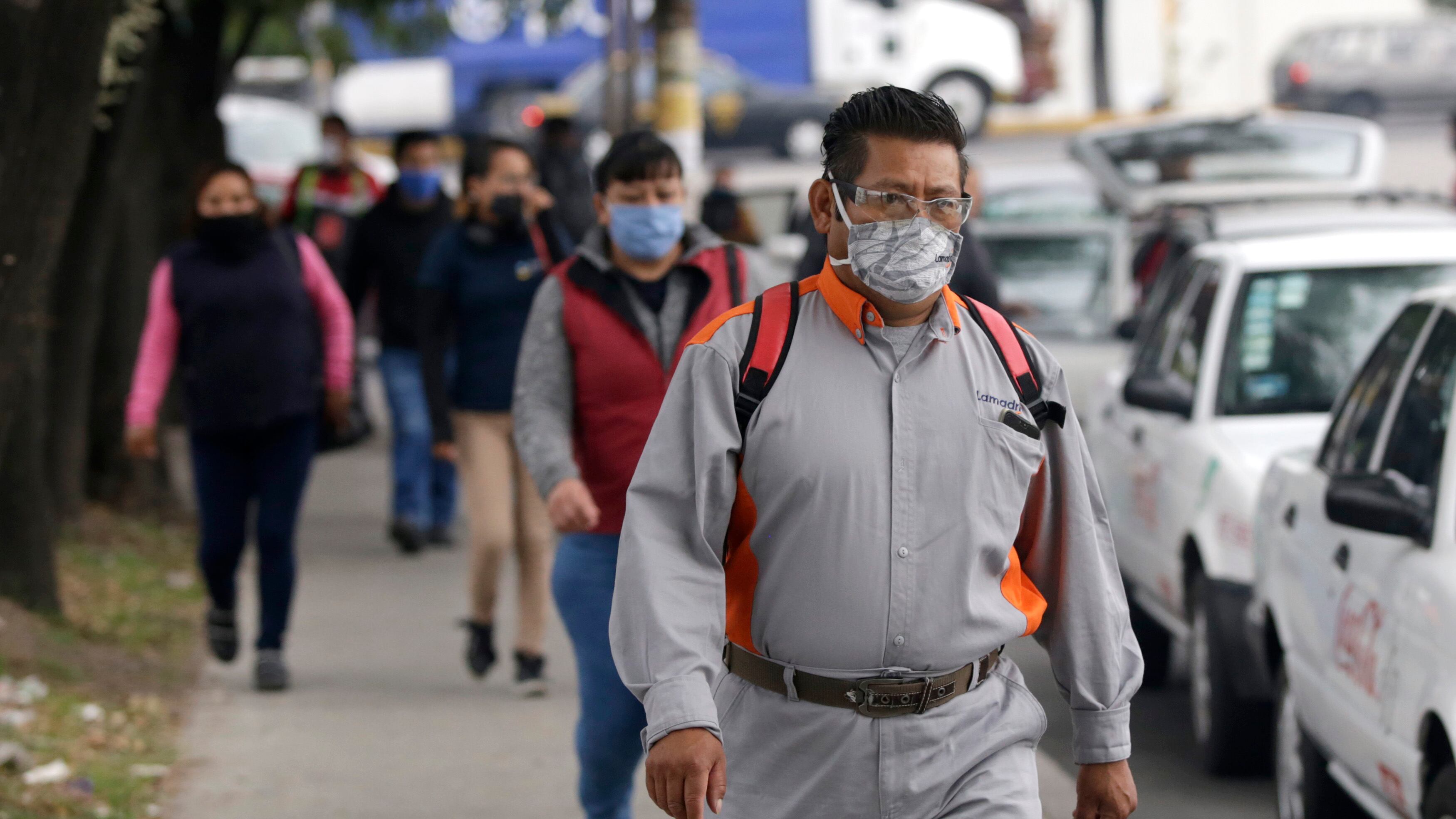 Les prohiben conformar un sindicato.