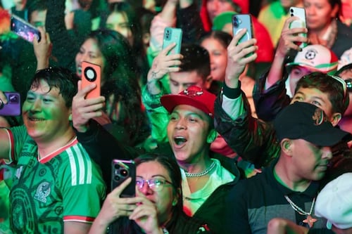 Más de 730 mil aficionados celebran triunfo de México en CDMX; autoridades reportan saldo blanco