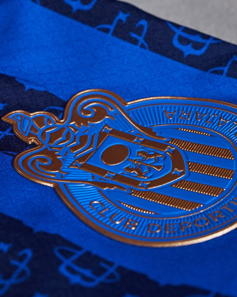 Jersey alternativo Chivas 2026