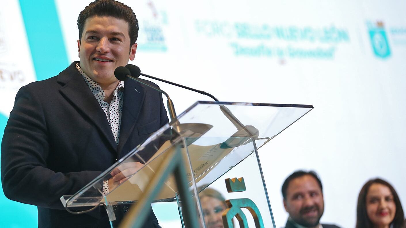 En broma, el gobernador indicó que los legisladores no son sus papás.