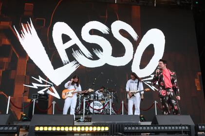 La espera terminó, este sábado 7 de octubre se lleva a cabo la nueva edición del Festival Pulso GNP en el Autódromo de Querétaro, mismo que será testigo de la presentación de Morat, Sebastián Yatra, Lasso, Gera Mx, Allison, Austin TV, entre otros artistas.