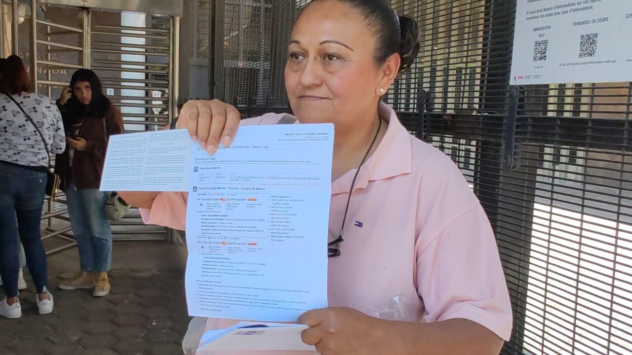Mexicana pierde más de 300 mil pesos en boletos de avión a Canadá por no tener visa