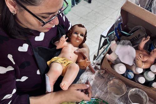 ¿Dónde reparar un Niño Dios en CDMX? El oficio artesanal que revive la tradición antes del Día de la Candelaria