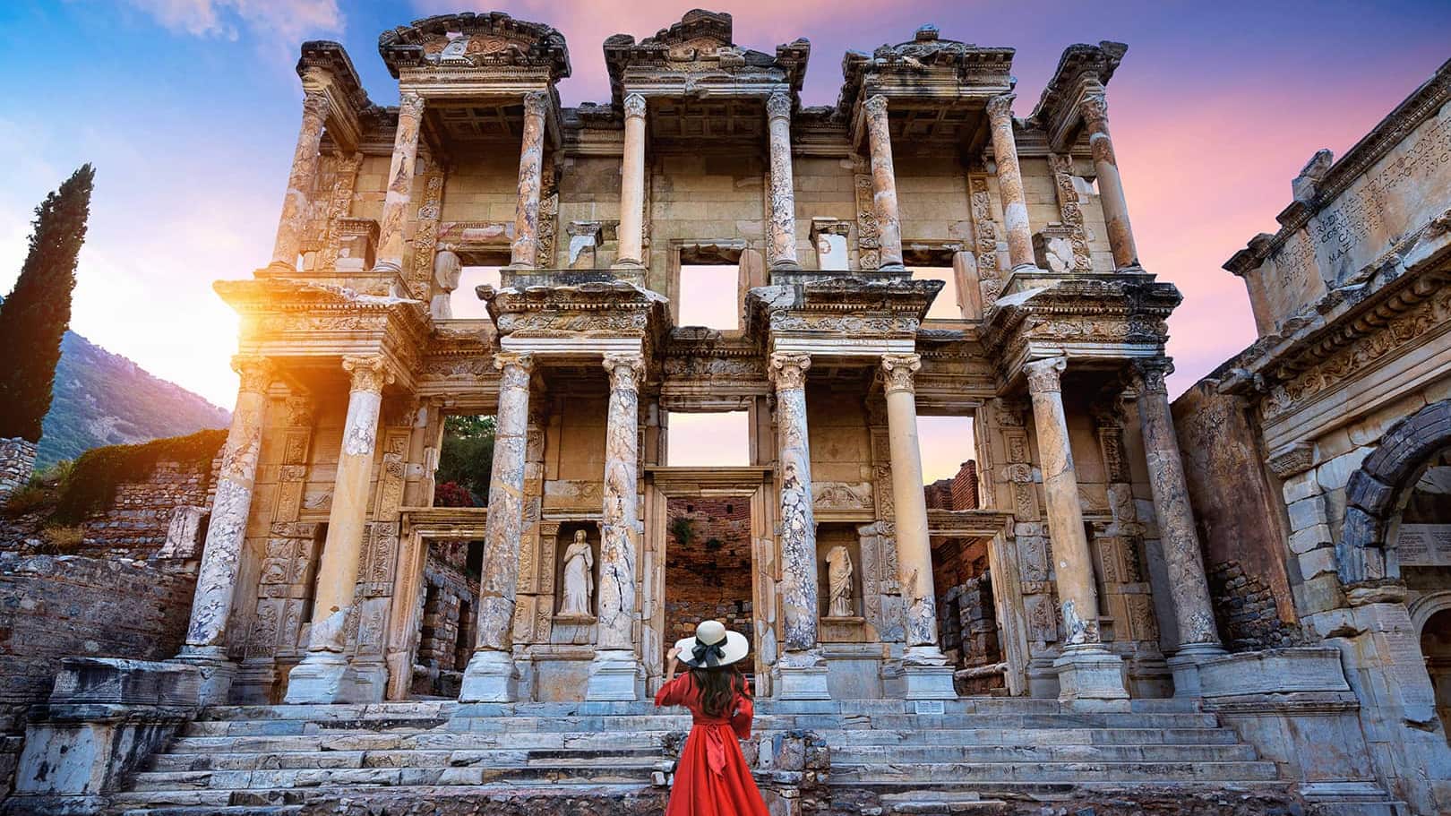 Si buscas tu próxima aventura, este lugar tiene ruinas romanas, paisajes surrealistas y bazares que despiertan los sentidos