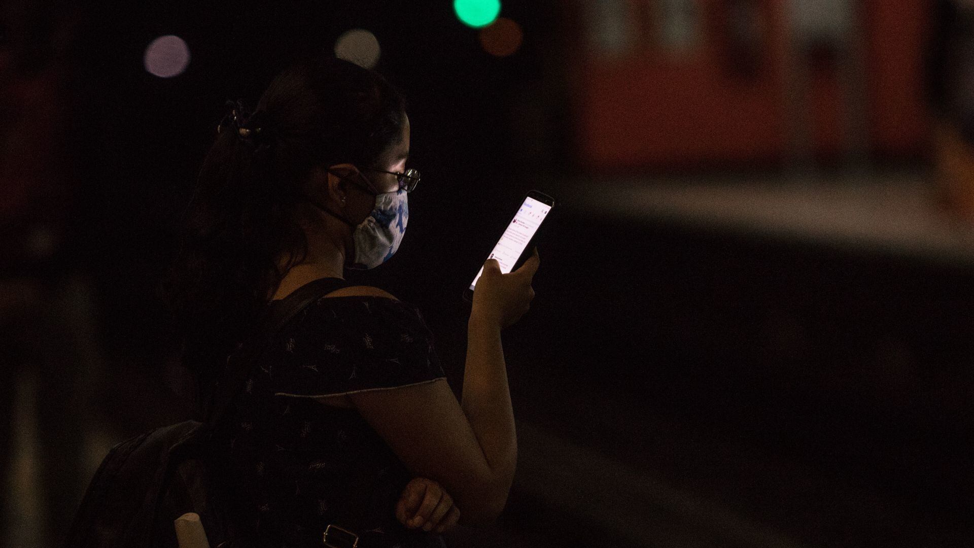 La SSC informó que el registro de apps y sitios web de los montadeudas bajó un 70%