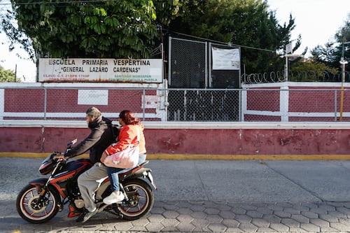 SEP suspende clases en 64 municipios poblanos por frente frío 30: Lista completa y fechas