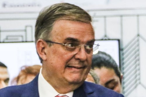 Marcelo Ebrard responde a la polémica por su hijo en Londres: “No veo un abuso”