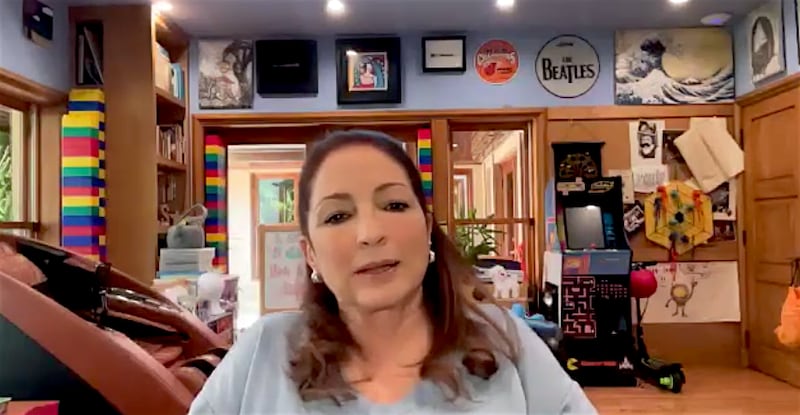 La cantante promociona el álbum Raíces
