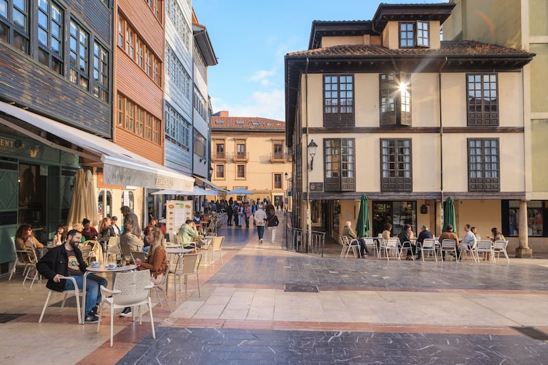 España se convertirá en epicentro del turismo astronómico con tres fenómenos únicos. Te contamos dónde verlos y qué hacer en cada región para aprovechar el viaje al máximo