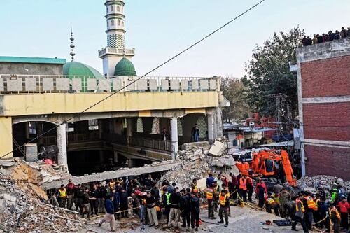 Atentado deja 13 soldados muertos y 24 heridos, entre ellos niños y mujeres