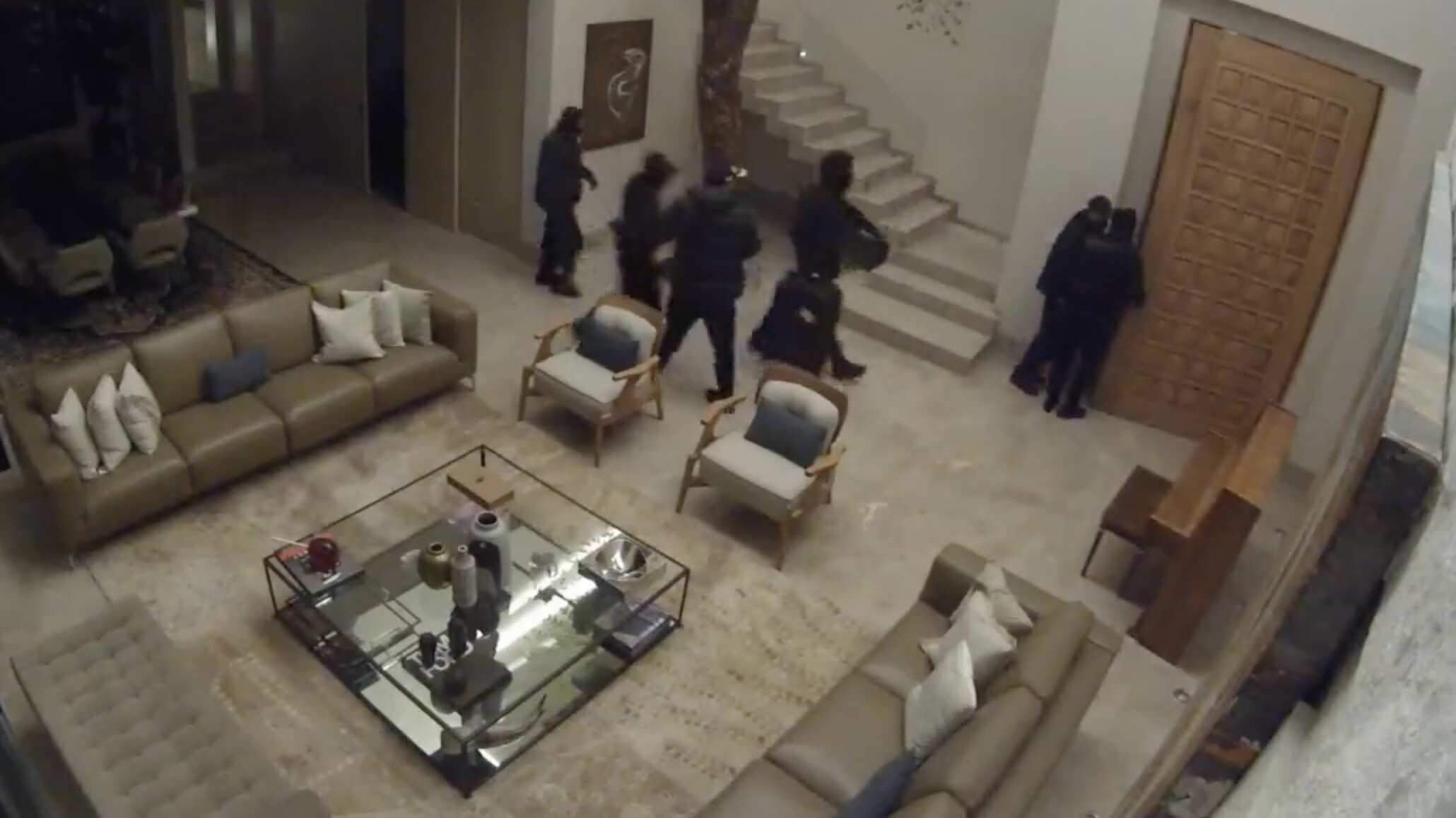 Un grupo de 7 ladrones entraron a robar en residencial de Puebla