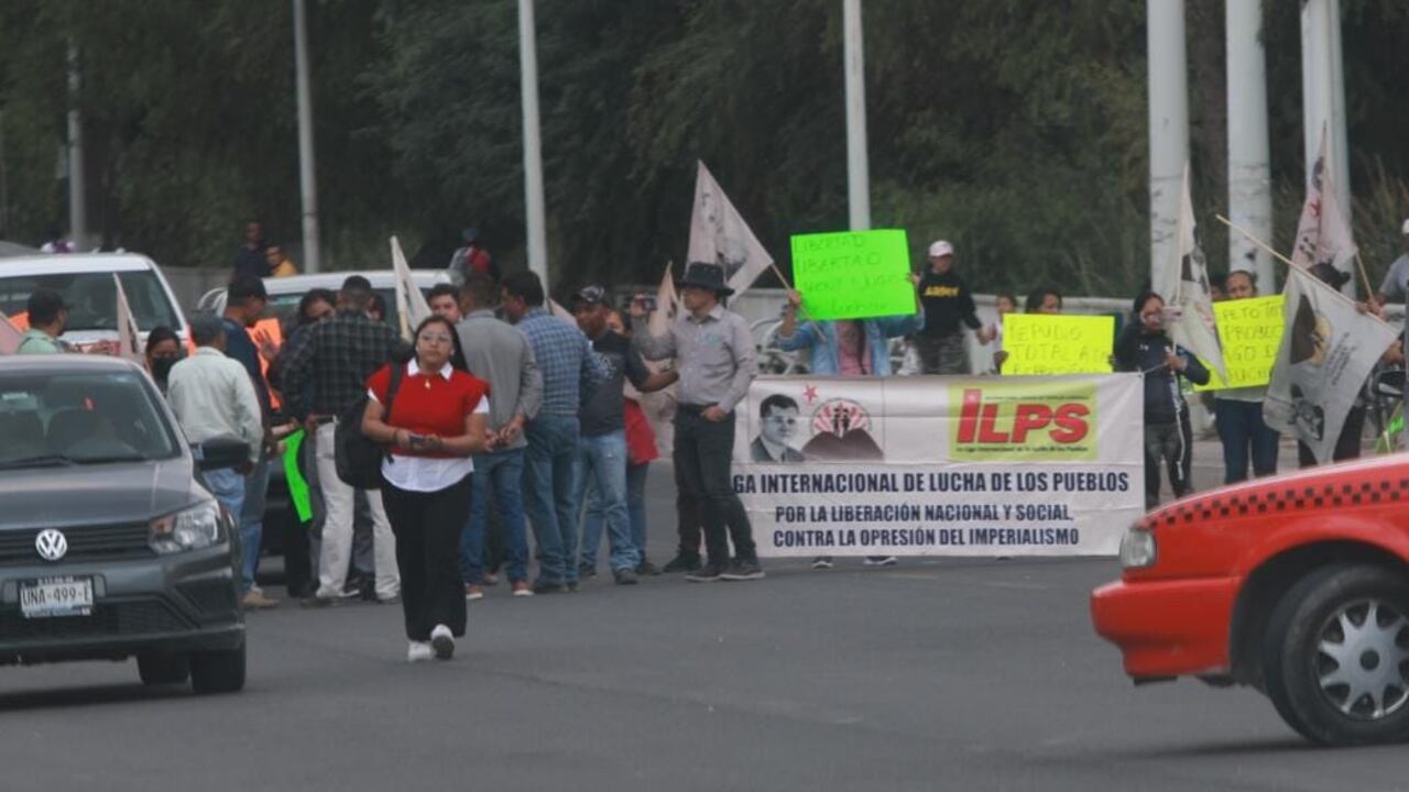 Los comerciantes bloquearon la avenida