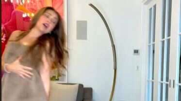 Cómo hacer el efecto cambio de ropa de TikTok