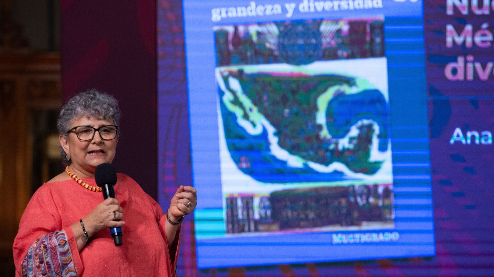 Libros de Texto Gratuitos de sexto de primaria enseñarán ciencias, generación de paz, ecología y métodos de investigación (SEP)