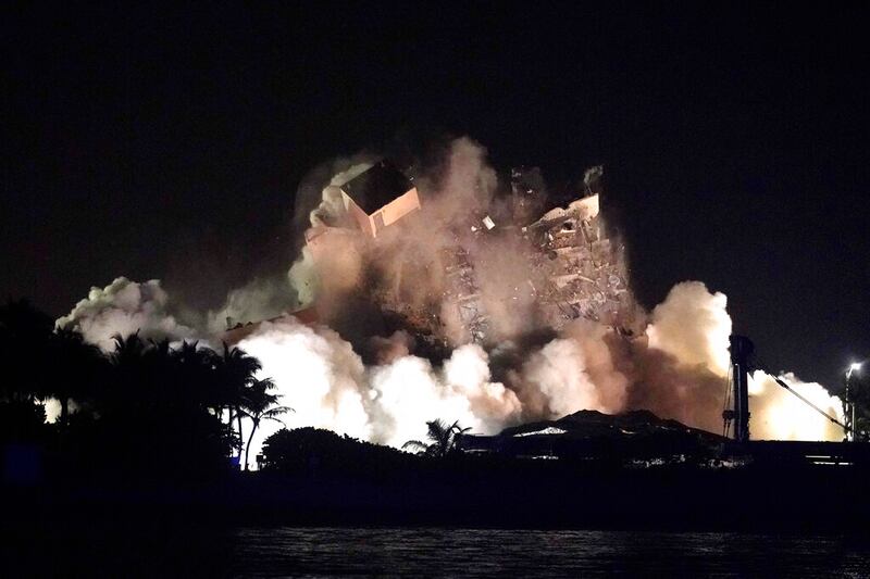 Demolición edificio Miami