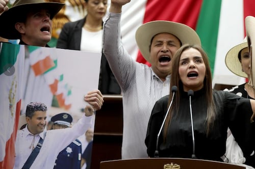 ¡Amenazan a Grecia Quiroz, viuda de Carlos Manzo asesinado en Uruapan! Aquí el presunto mensaje