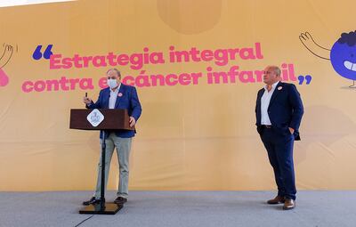 El gobernador del Estado, Enrique Alfaro anunció que además de comprar medicinas, mejorarán el centro de atención del Hospital Civil.