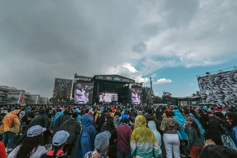 La edición número 23 comenzó energéticamente pese a los pronósticos climáticos, ya que este 18 de marzo se presentarán artistas como, Carla Morrison, Sen Senra, Austin TV, Miranda!, Café Tacvba, Alemán, entre otros.