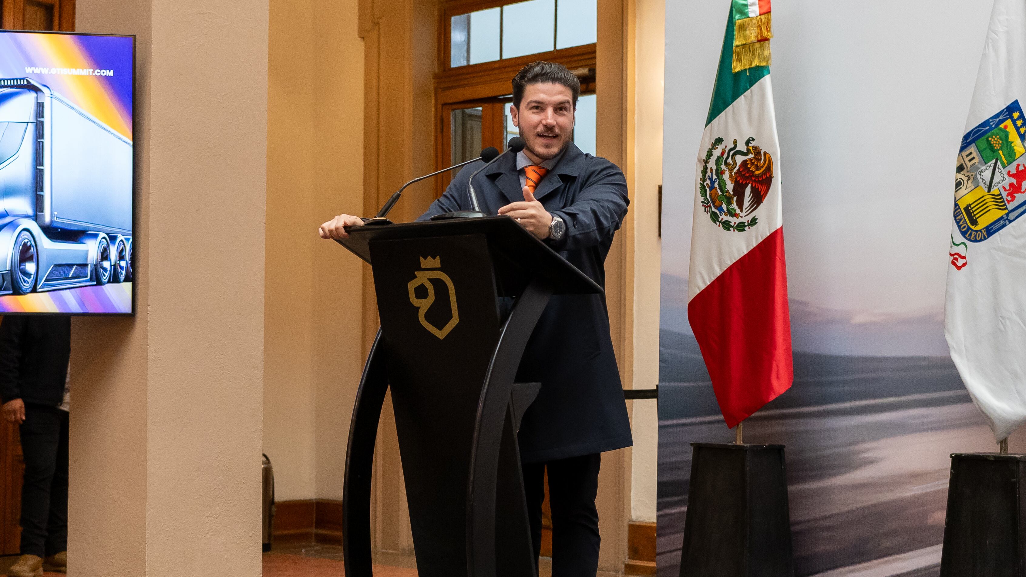 Samuel García confía en que Gigafactory se concrete